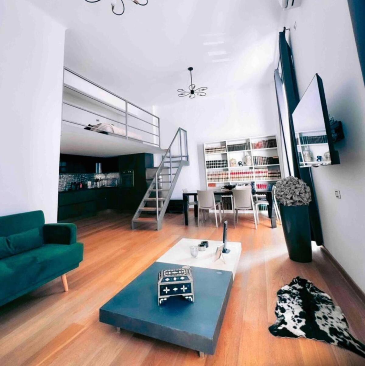 Apartment Arco Della Pace Elegante Loft Milan